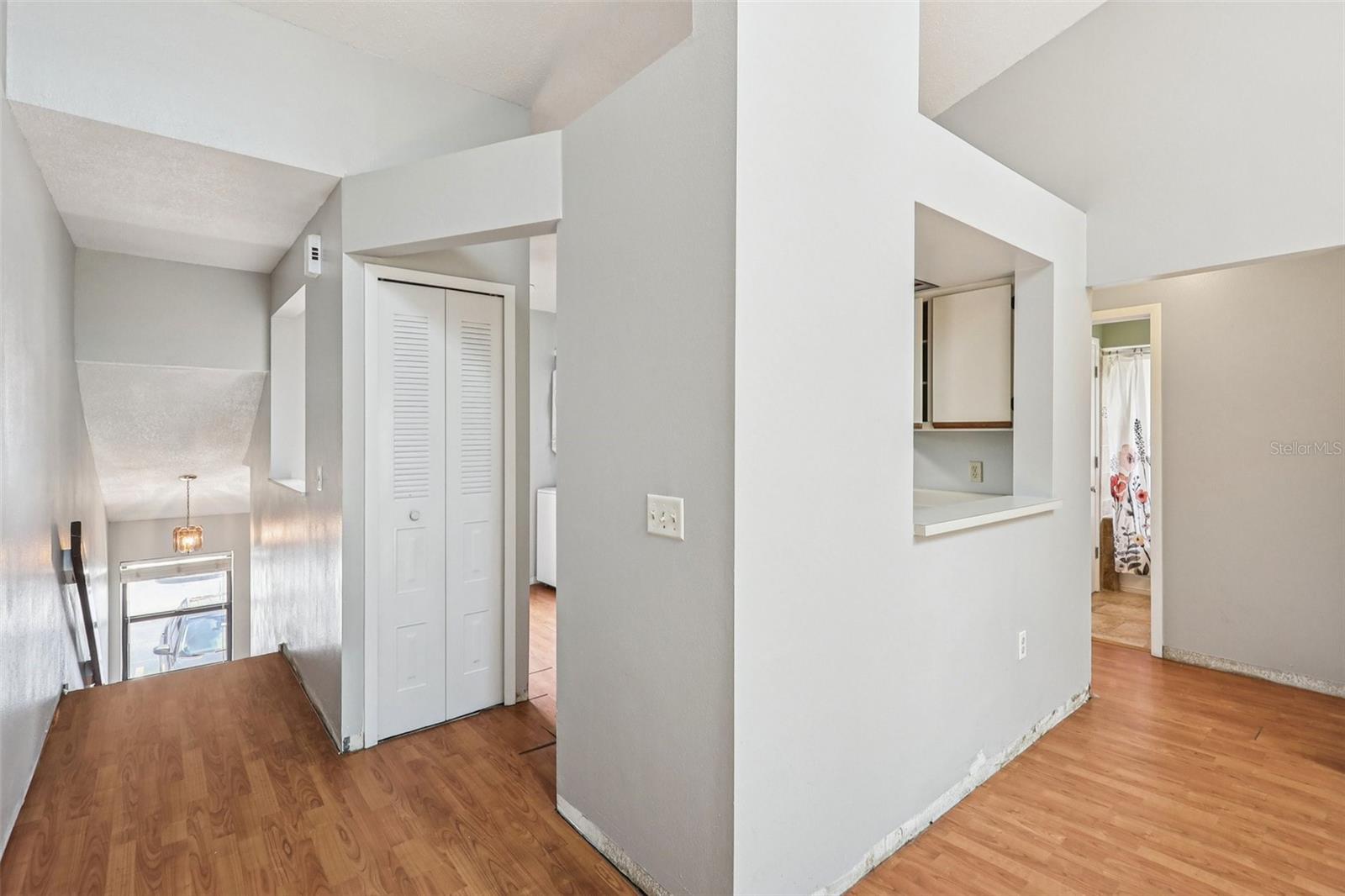 Image 7 of 55 For 3118 Semoran Boulevard 2
