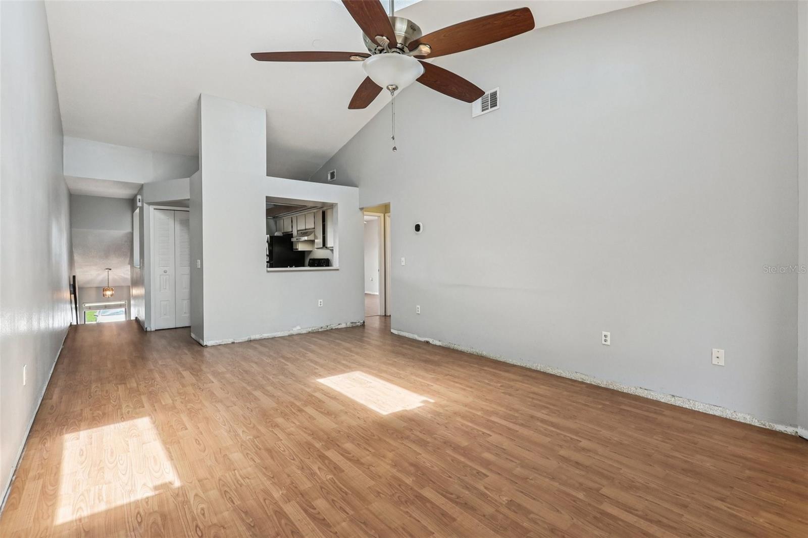 Image 8 of 55 For 3118 Semoran Boulevard 2