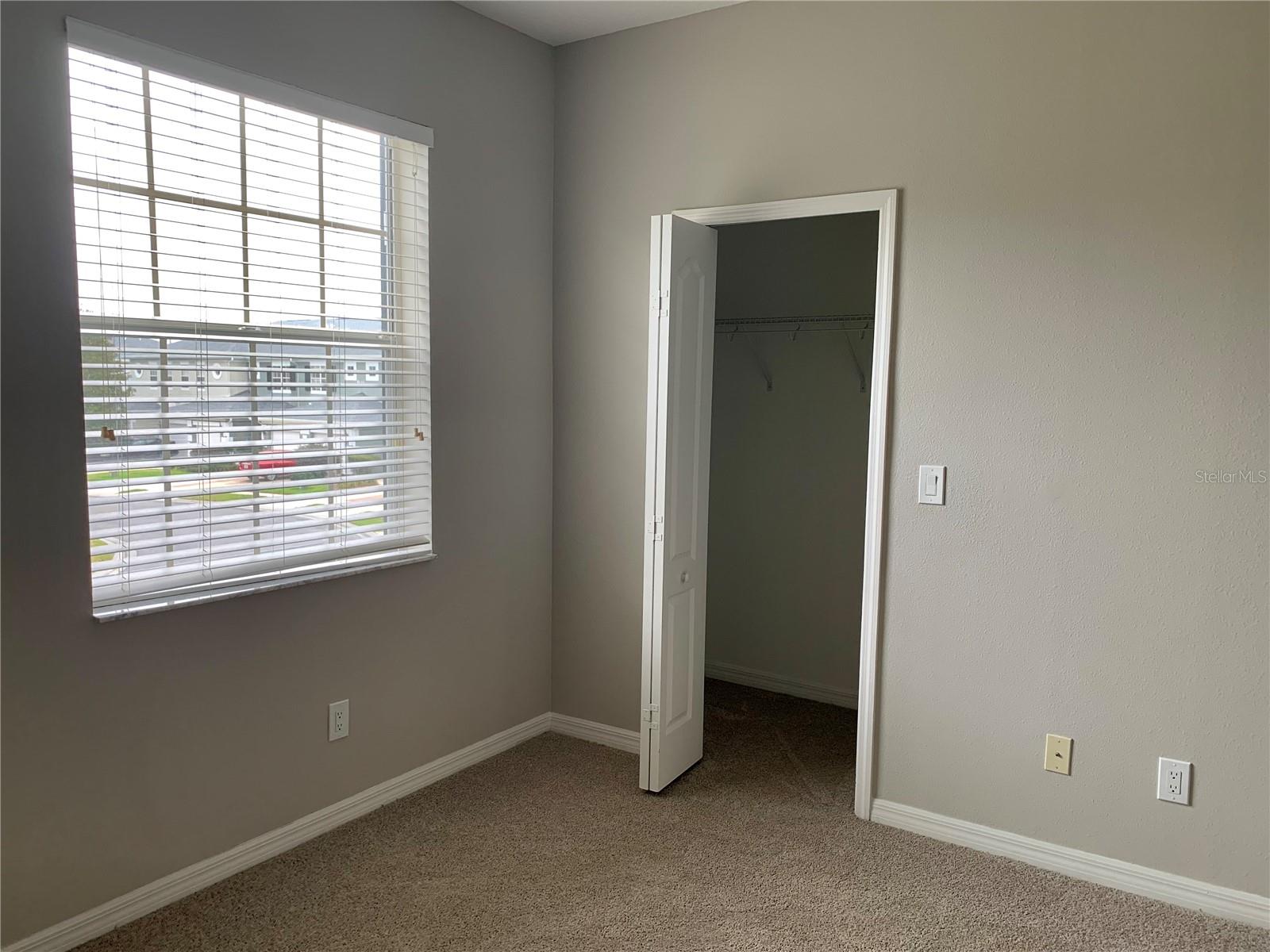 Image 7 of 32 For 9346 Flowering Cottonwood Road 12