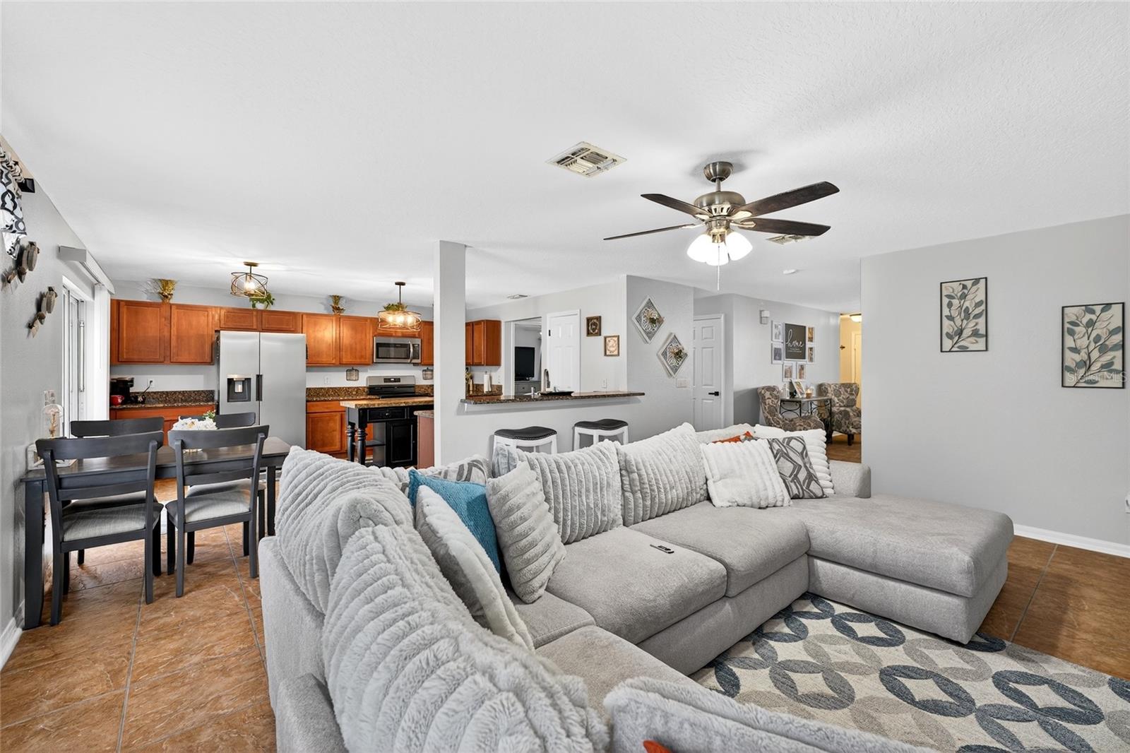 Image 14 of 49 For 1224 Blackwater Pond Drive