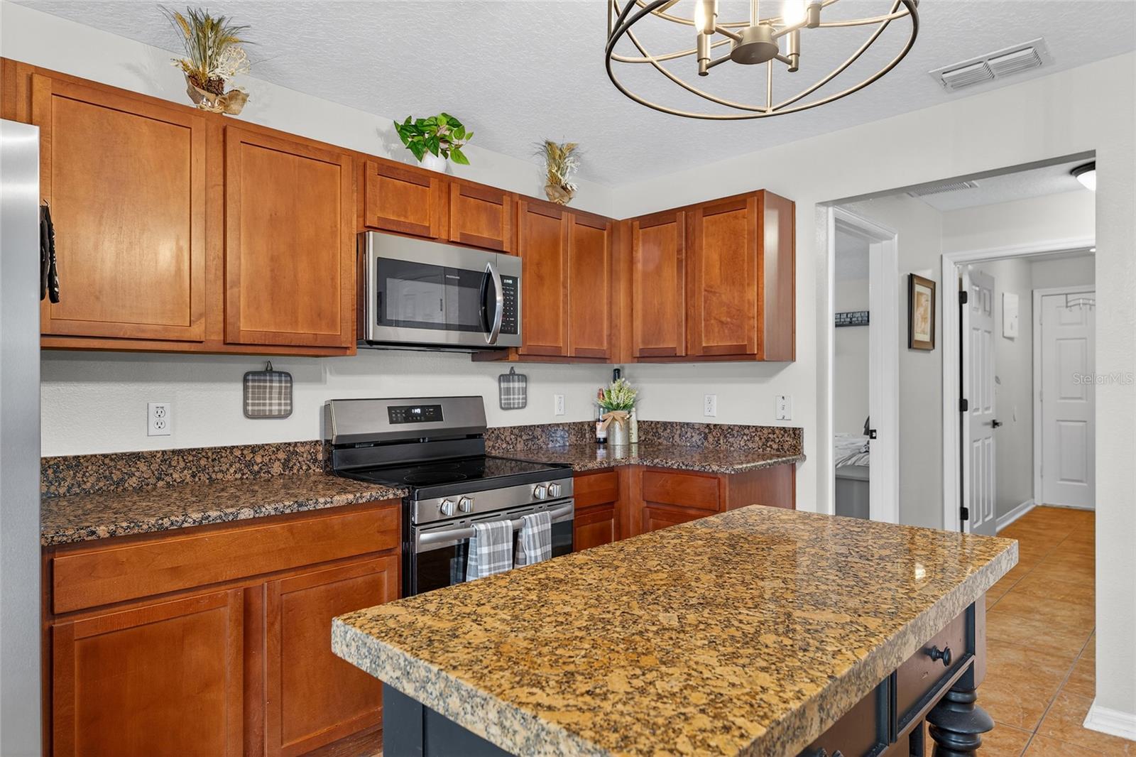 Image 18 of 49 For 1224 Blackwater Pond Drive