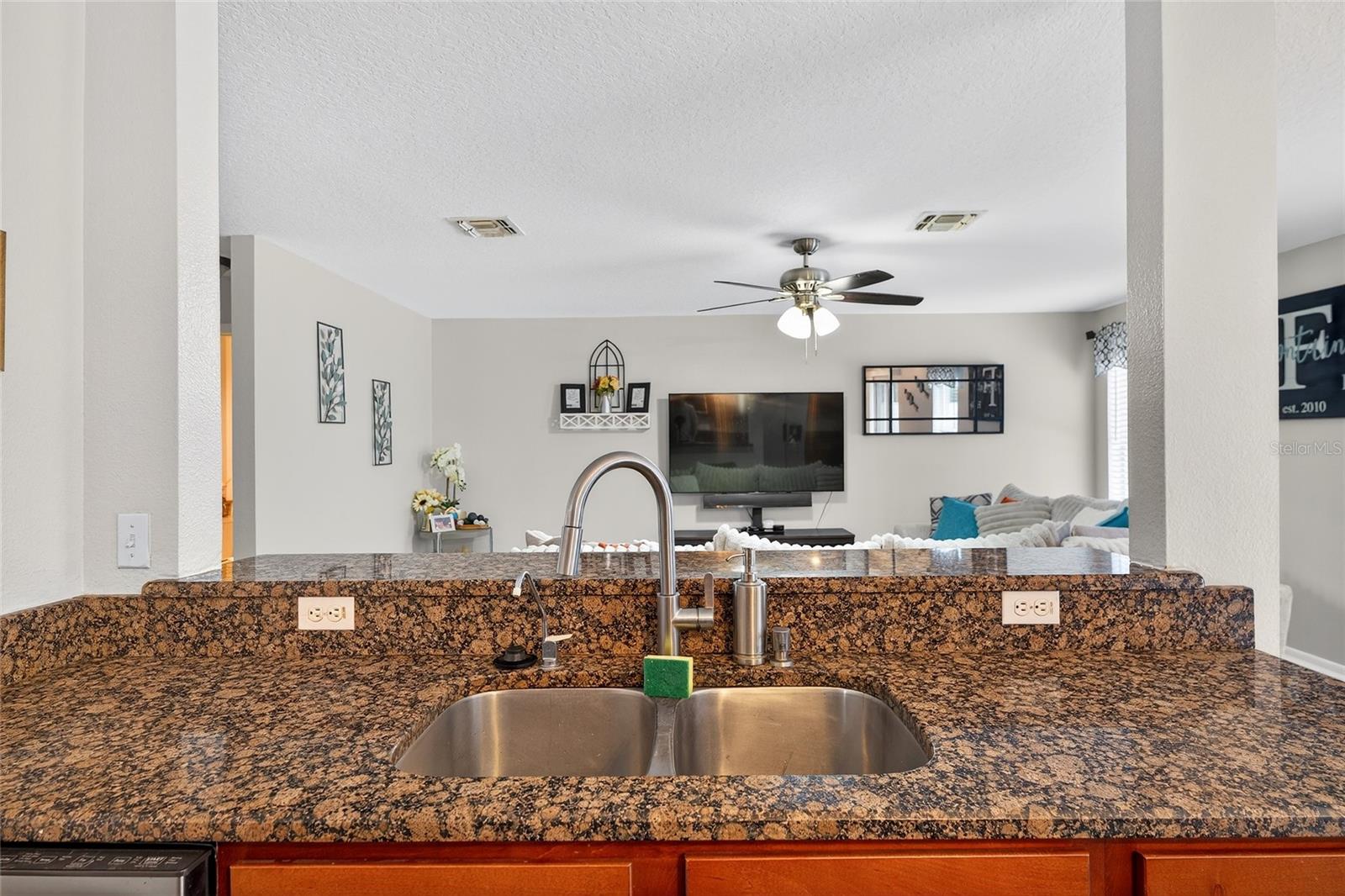 Image 19 of 49 For 1224 Blackwater Pond Drive