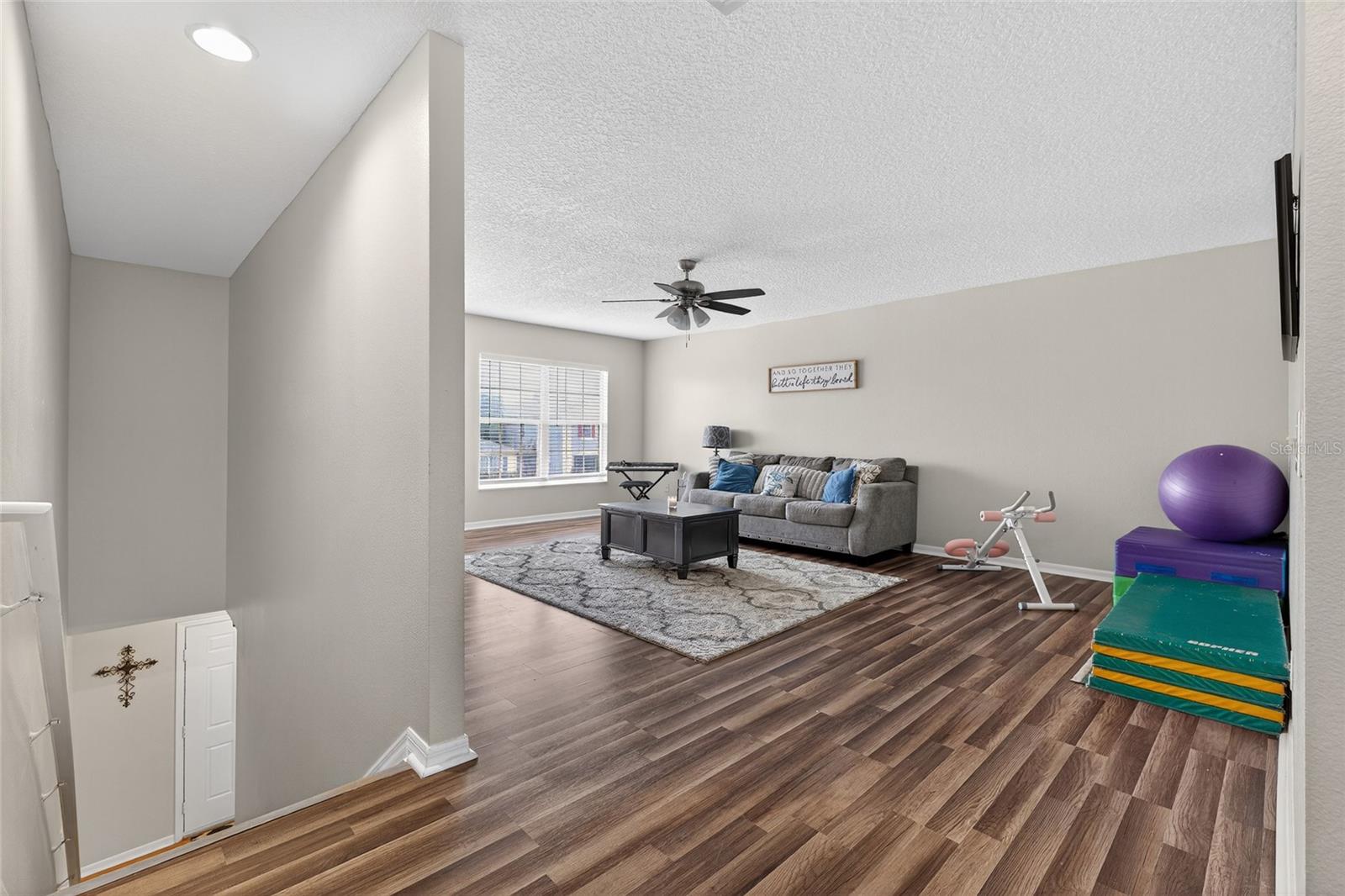 Image 22 of 49 For 1224 Blackwater Pond Drive
