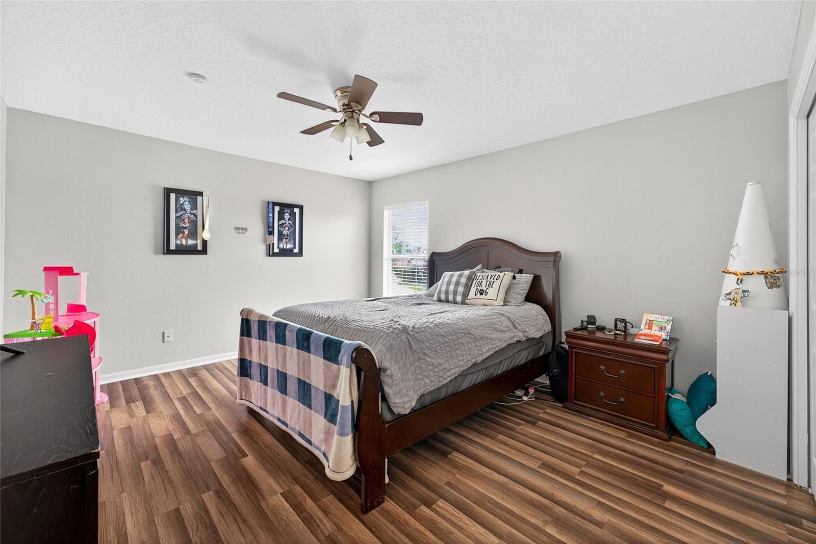 Image 31 of 49 For 1224 Blackwater Pond Drive