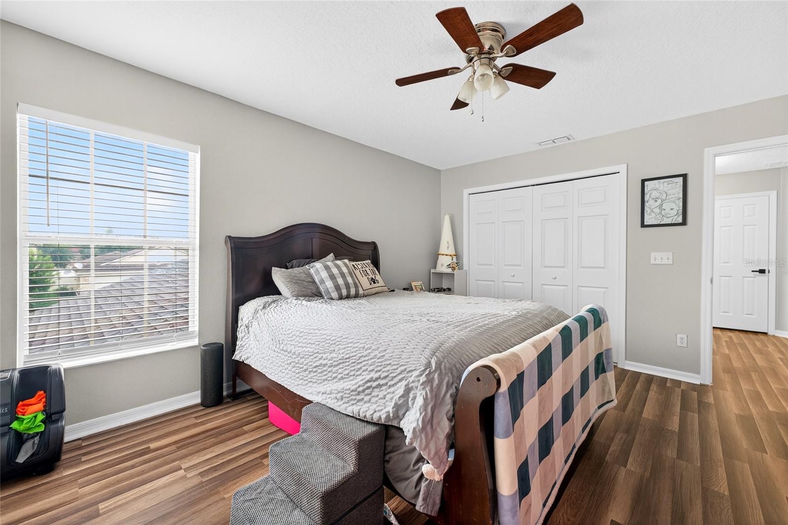 Image 32 of 49 For 1224 Blackwater Pond Drive