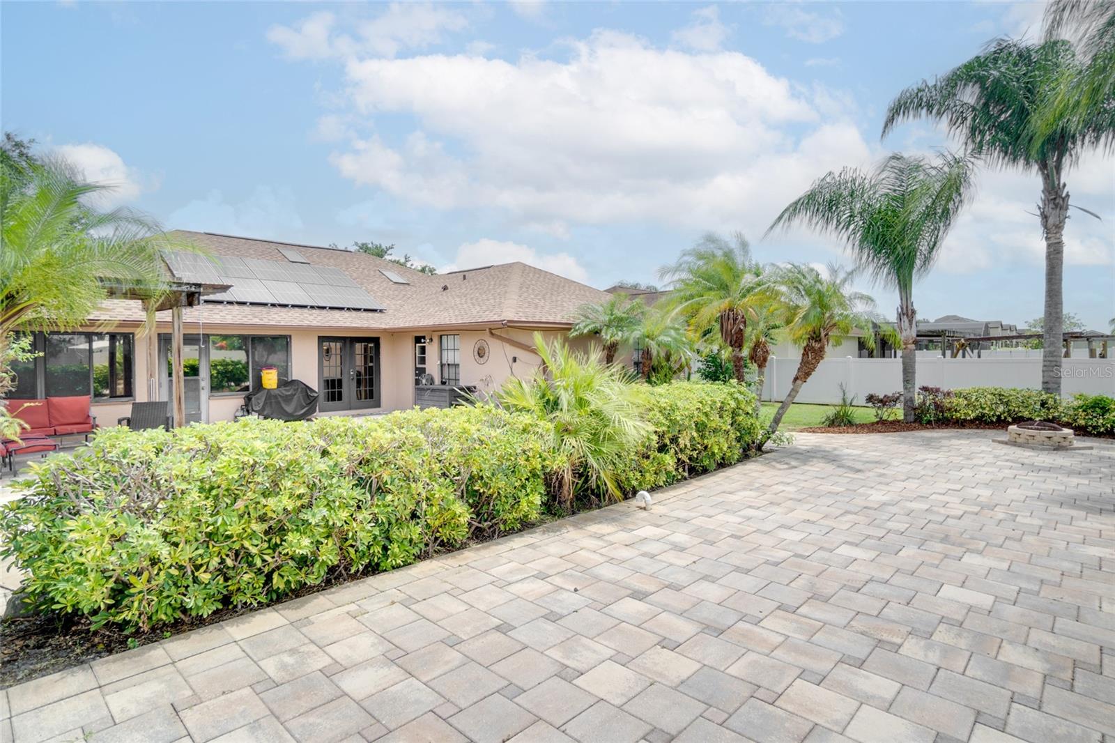 Image 13 of 16 For 2406 Sweetwater Boulevard