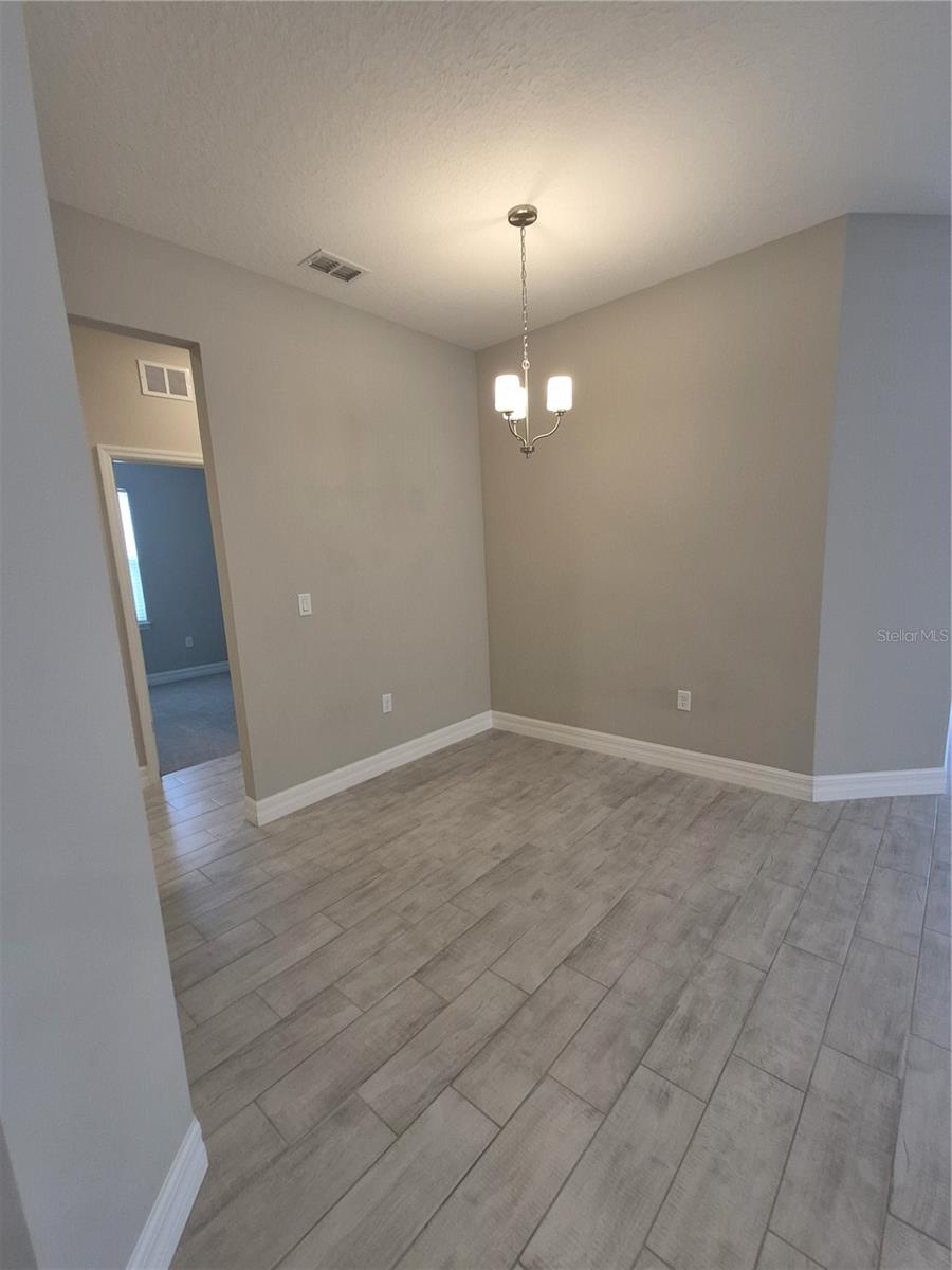 Image 4 of 46 For 1174 Fox Hedge Lane