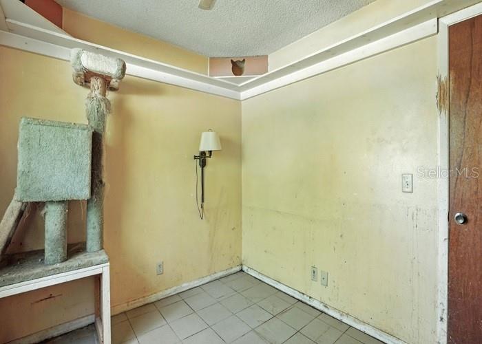 Image 11 of 18 For 2645 44th Street