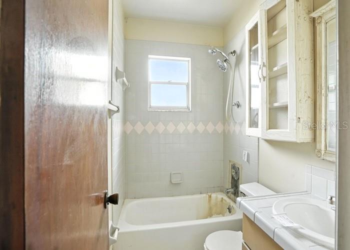 Image 18 of 18 For 2645 44th Street
