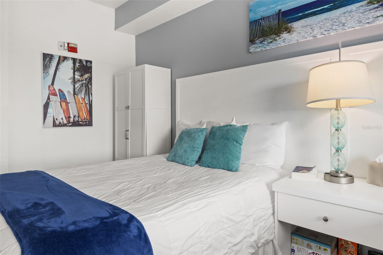 Image 20 of 56 For 8303 Palm Parkway 402