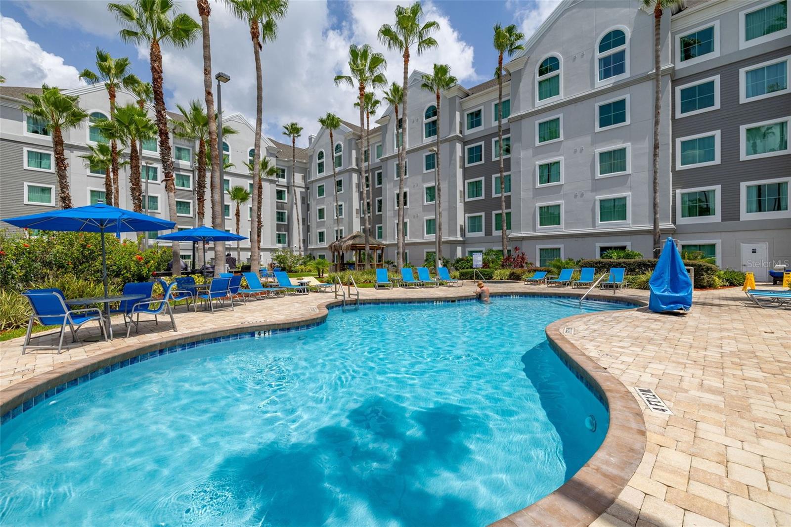 Image 36 of 56 For 8303 Palm Parkway 402