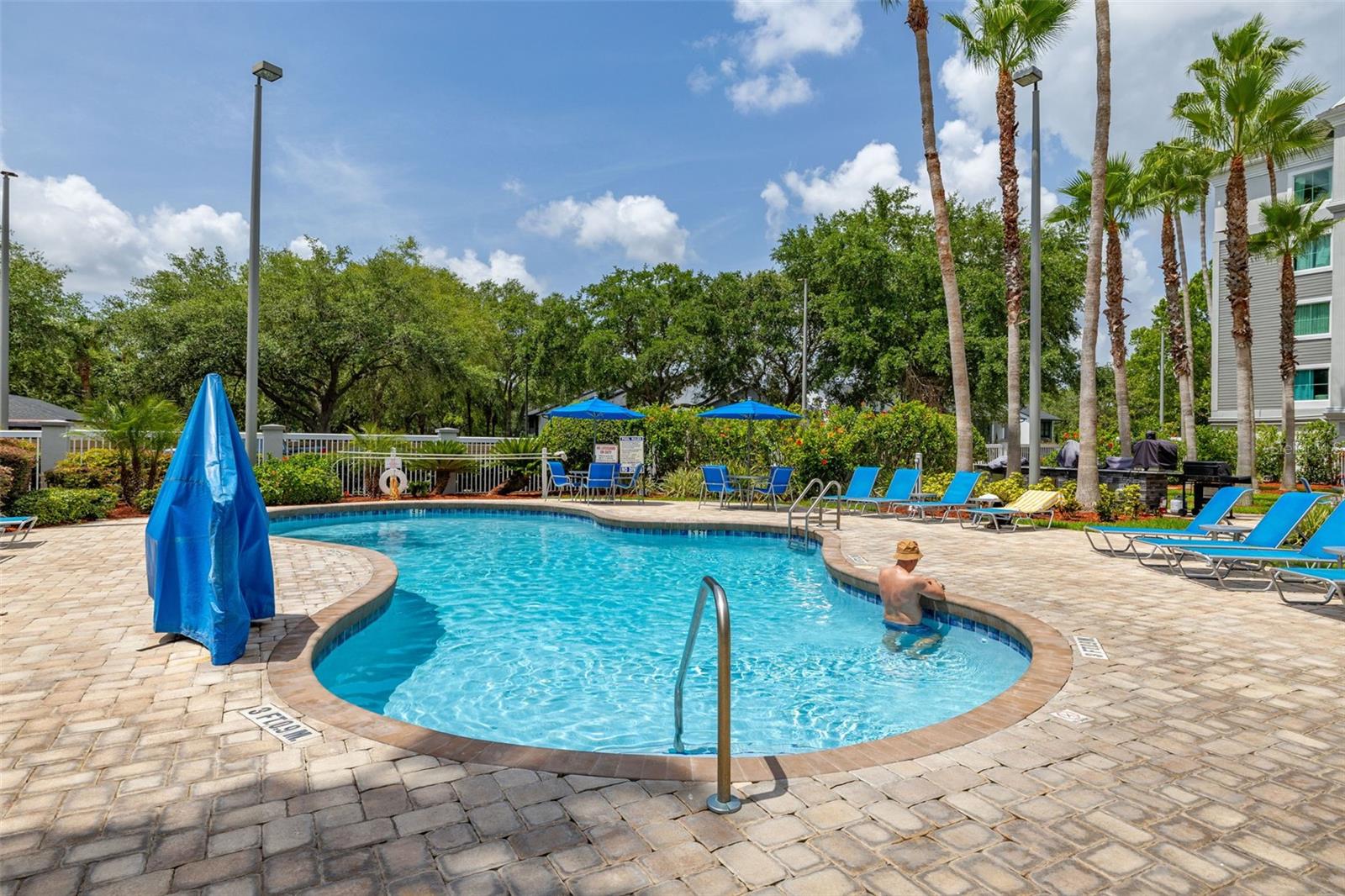 Image 40 of 56 For 8303 Palm Parkway 402