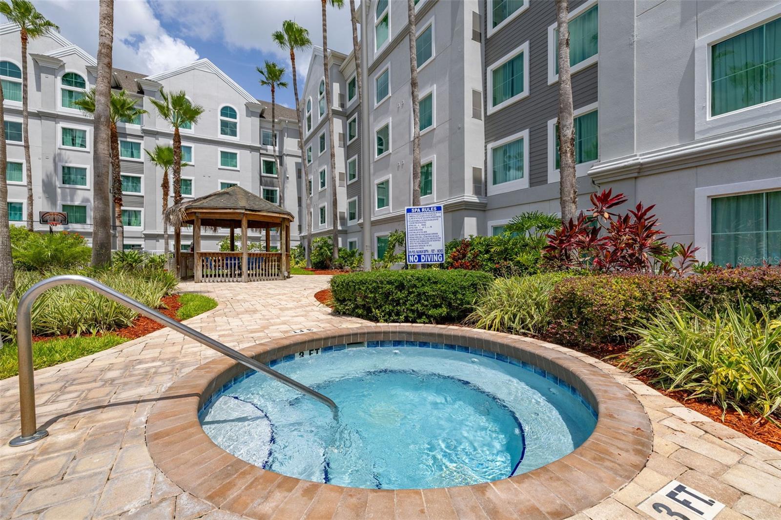 Image 44 of 56 For 8303 Palm Parkway 402