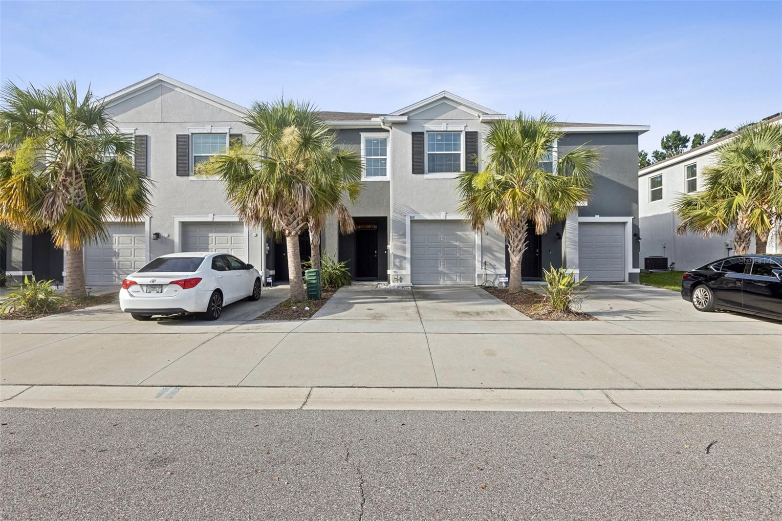 Image 3 of 24 For 819 Lucent Sands Court