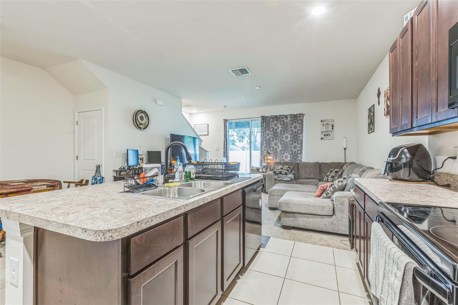 Image 7 of 24 For 819 Lucent Sands Court