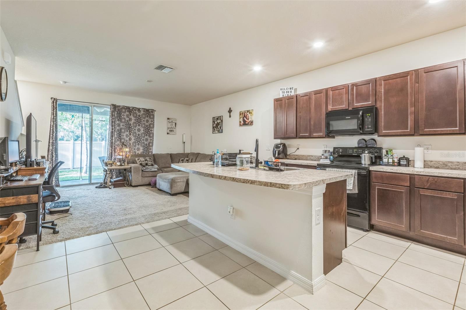 Image 9 of 24 For 819 Lucent Sands Court