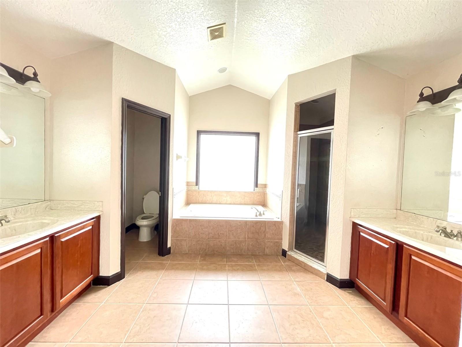 Image 12 of 17 For 1023 Whirlaway Drive