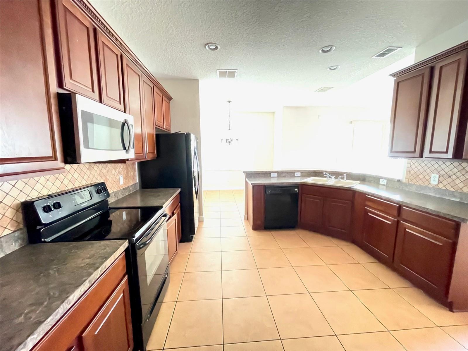 Image 3 of 17 For 1023 Whirlaway Drive
