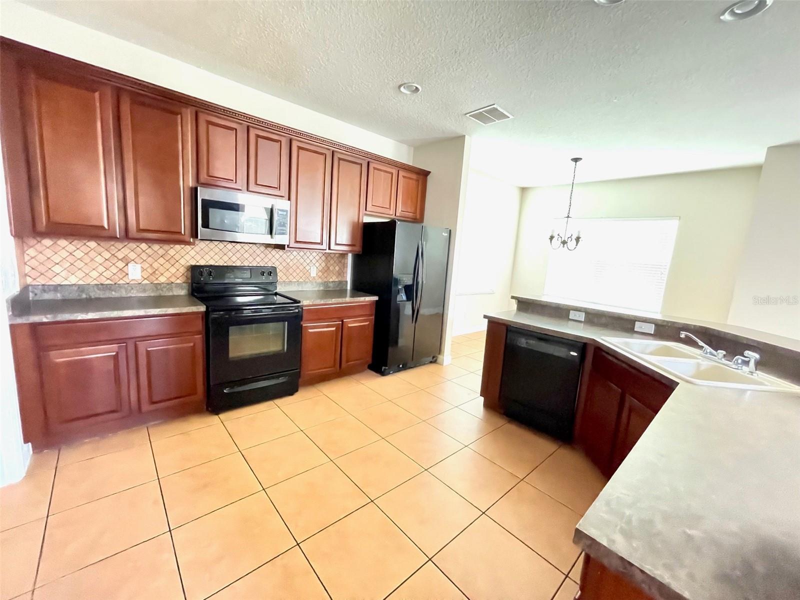 Image 5 of 17 For 1023 Whirlaway Drive