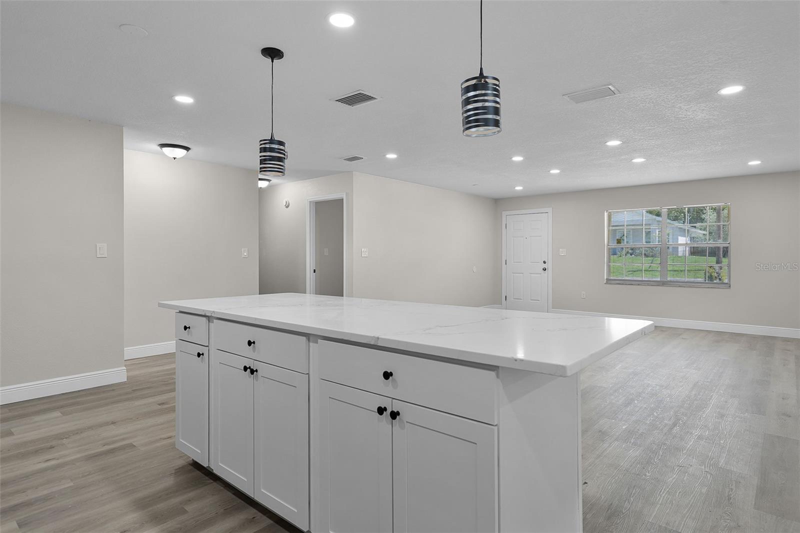 Image 6 of 24 For 1011 13th Street