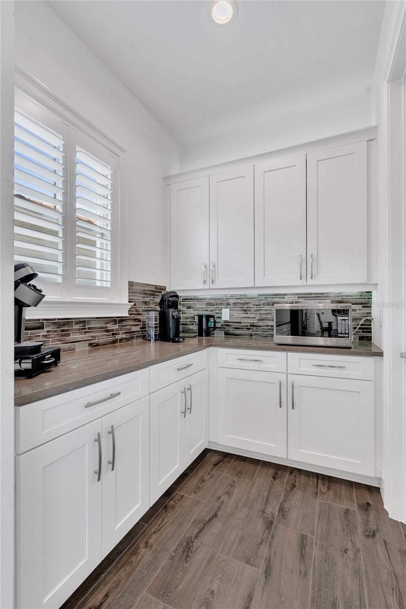 Image 21 of 56 For 13232 Alderley Drive