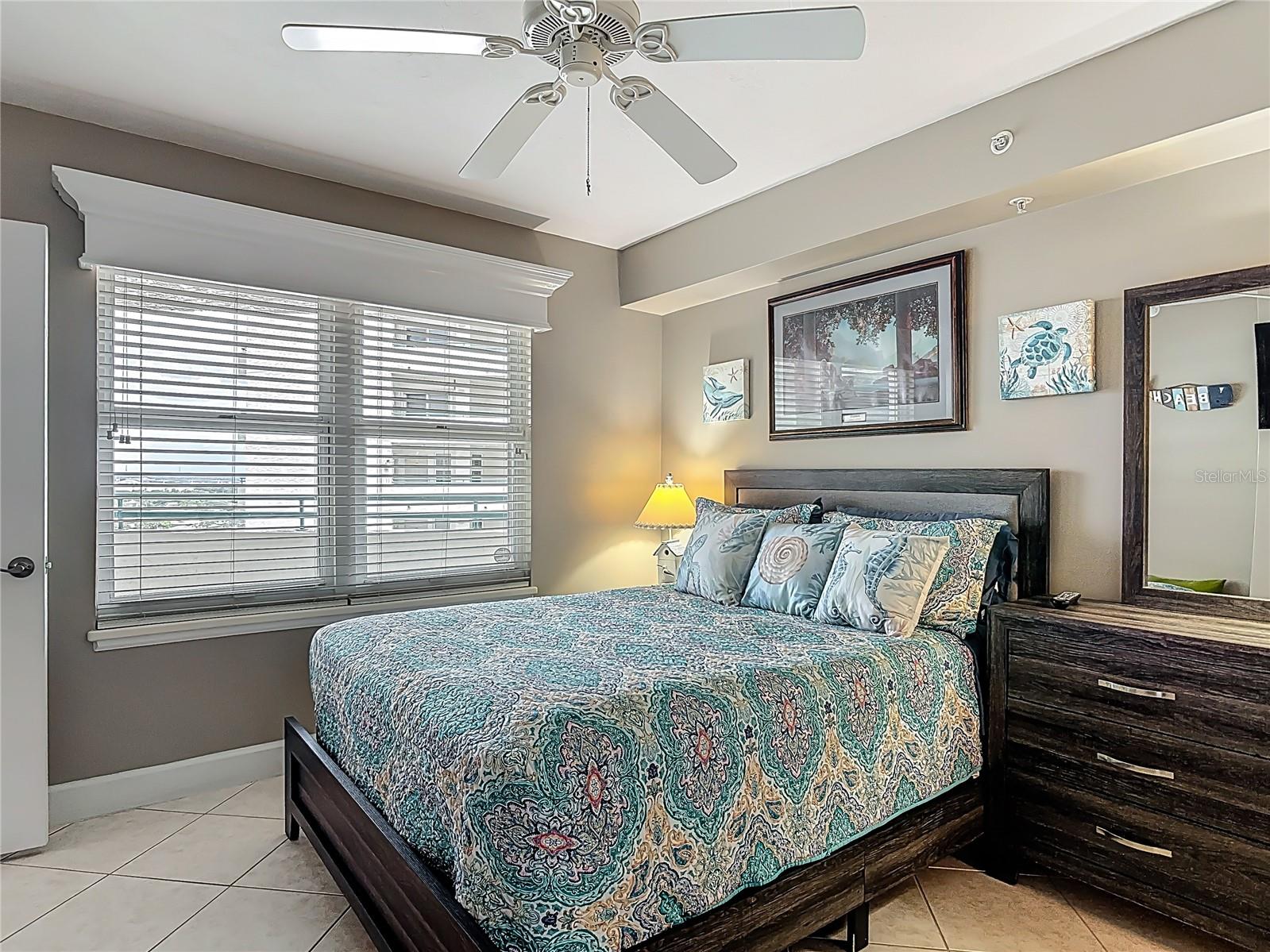 Image 23 of 47 For 2055 Atlantic Avenue 1410