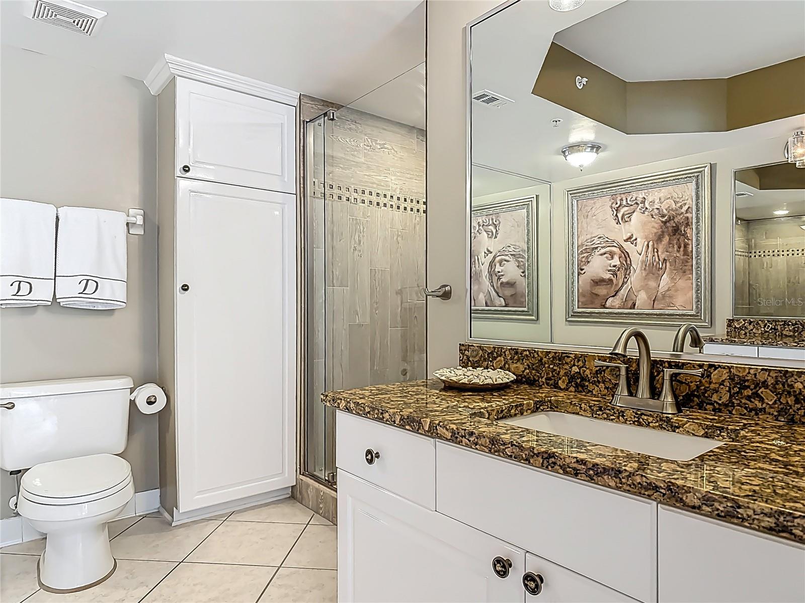 Image 31 of 47 For 2055 Atlantic Avenue 1410