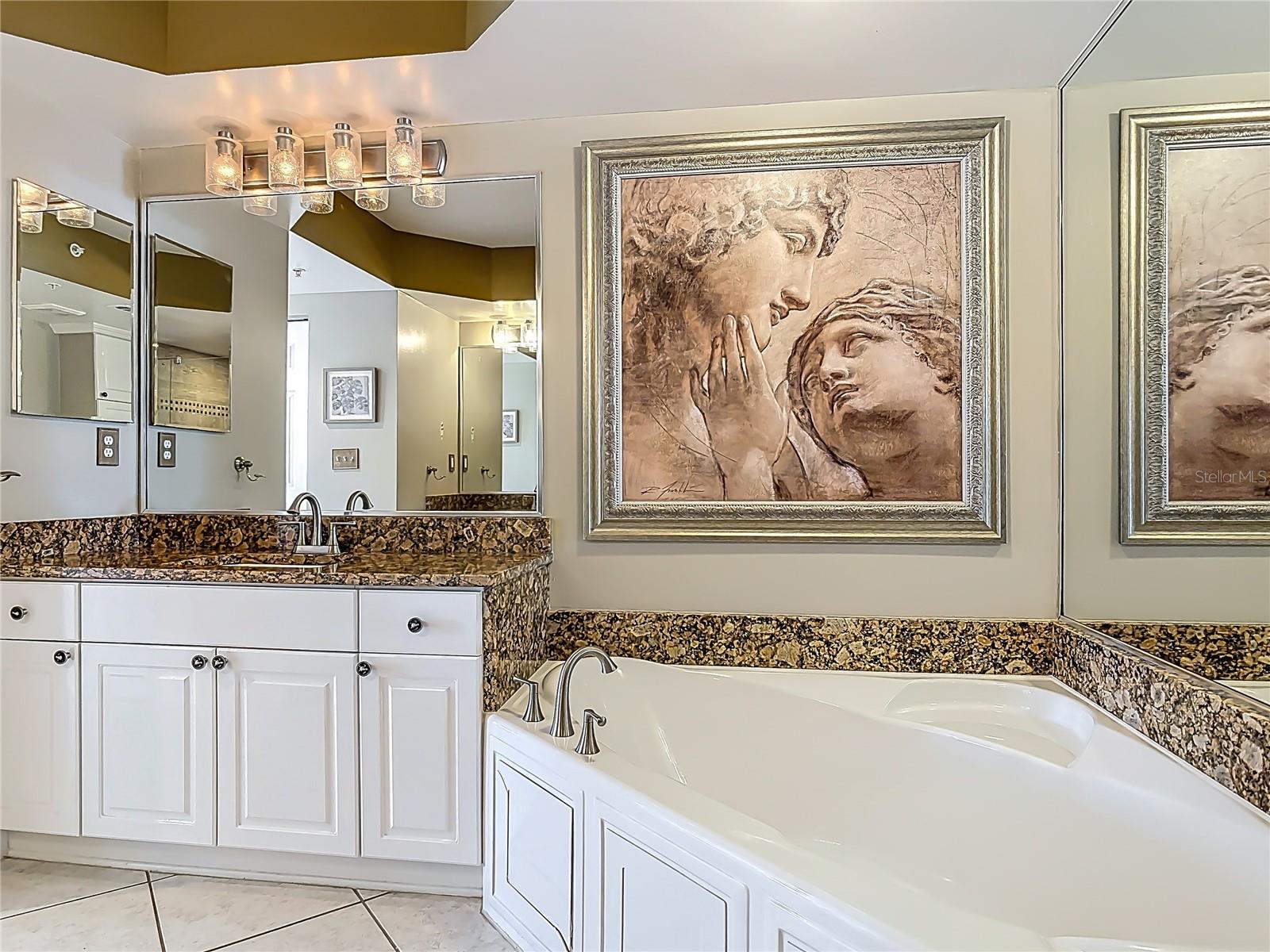 Image 33 of 47 For 2055 Atlantic Avenue 1410