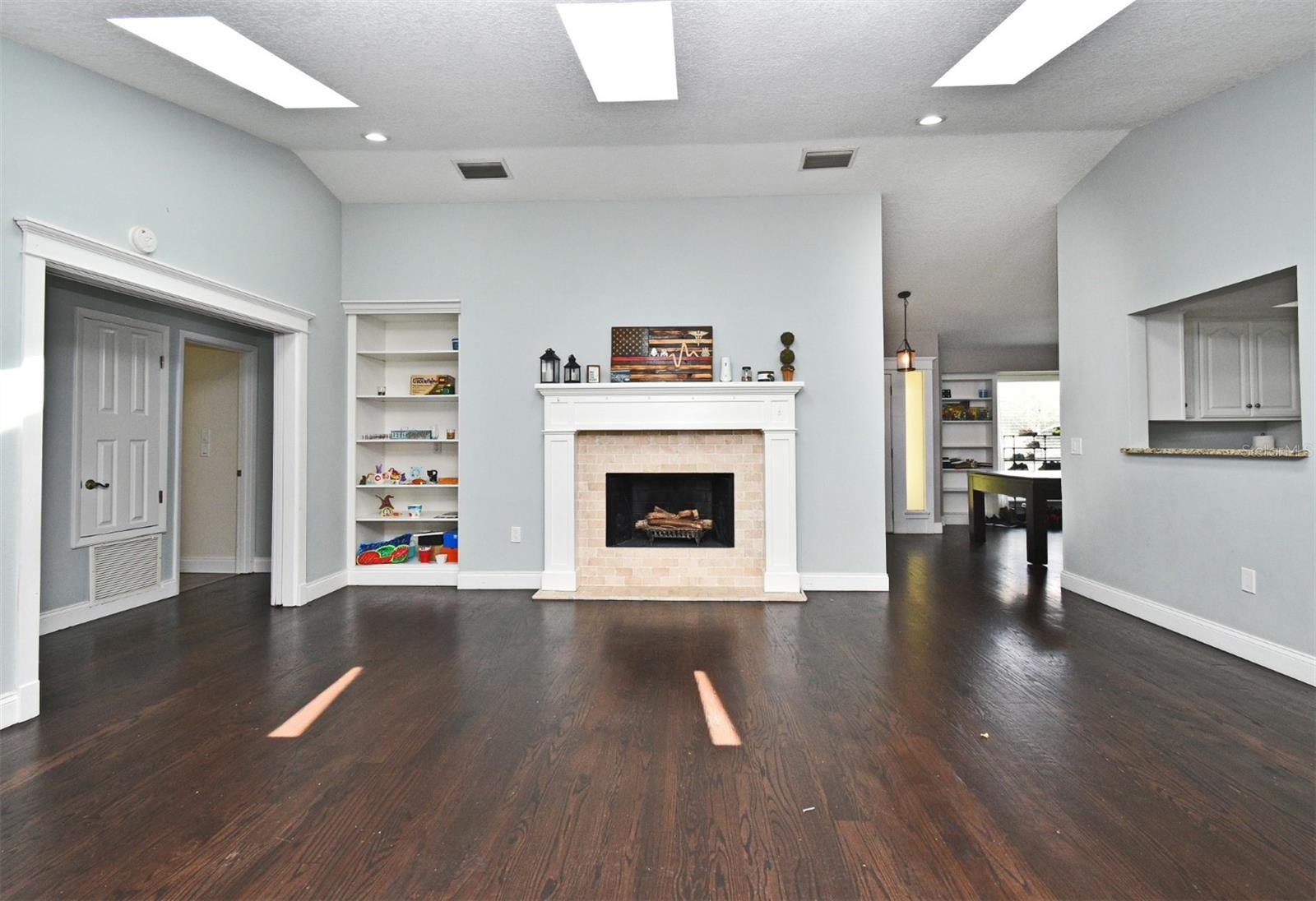 Image 14 of 57 For 448 Stonewood Lane