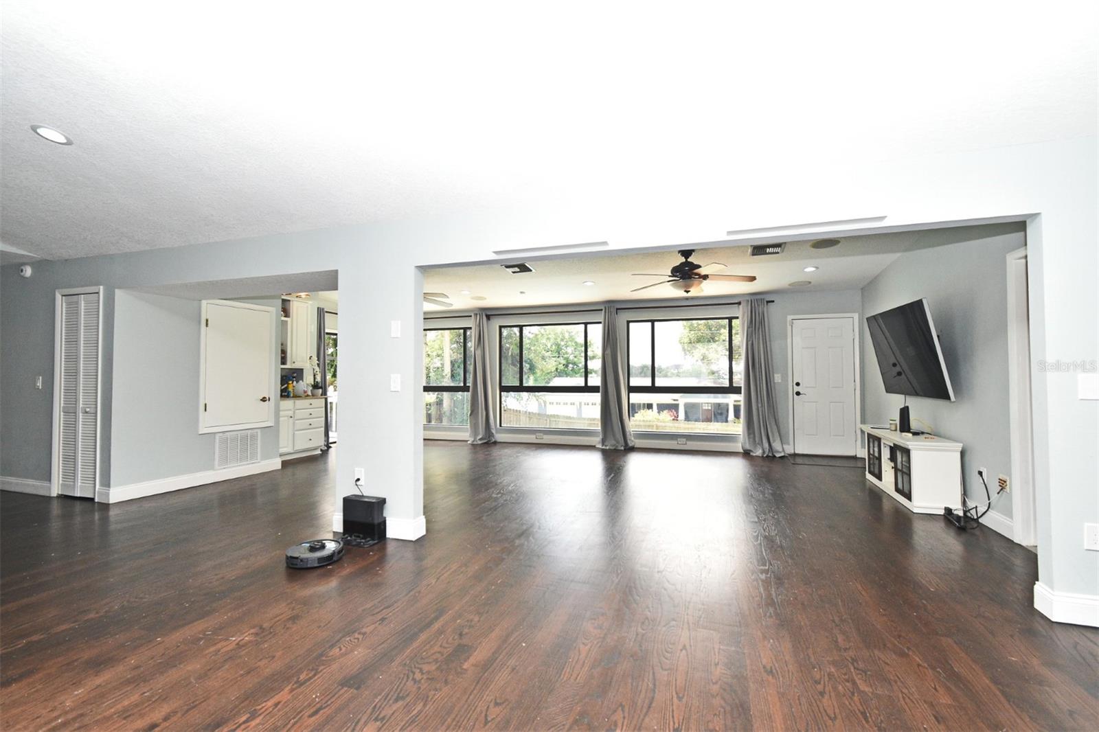 Image 17 of 57 For 448 Stonewood Lane