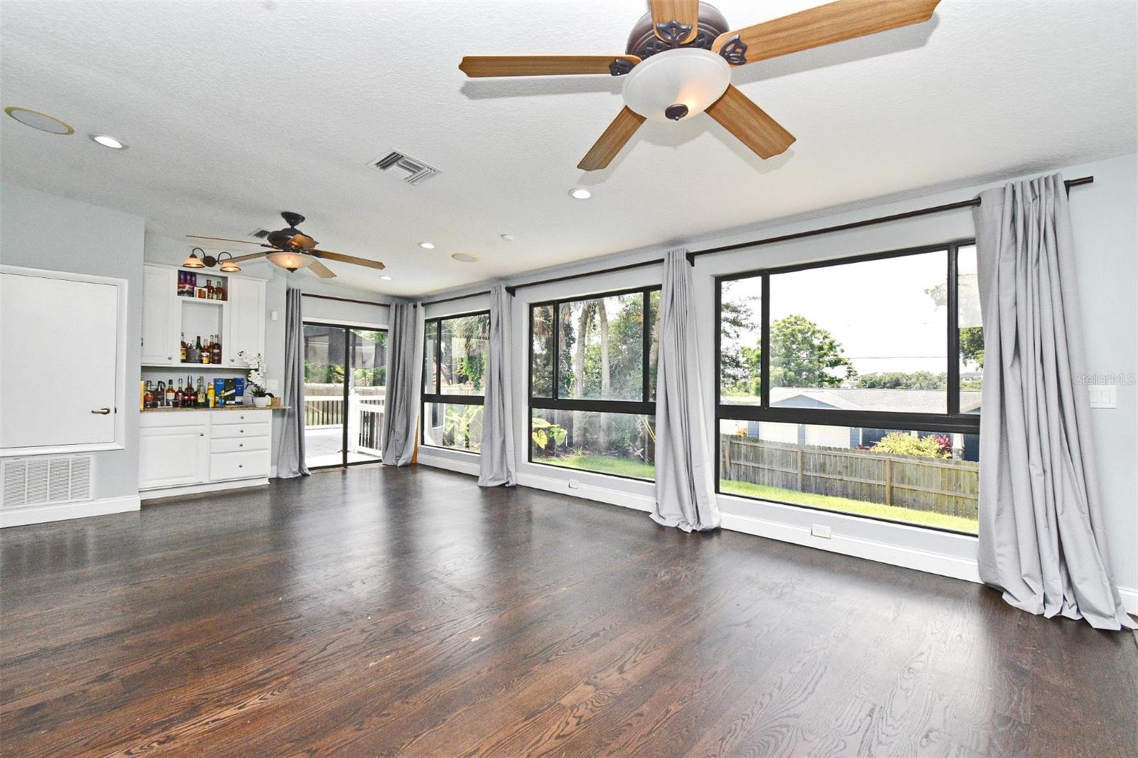 Image 20 of 57 For 448 Stonewood Lane