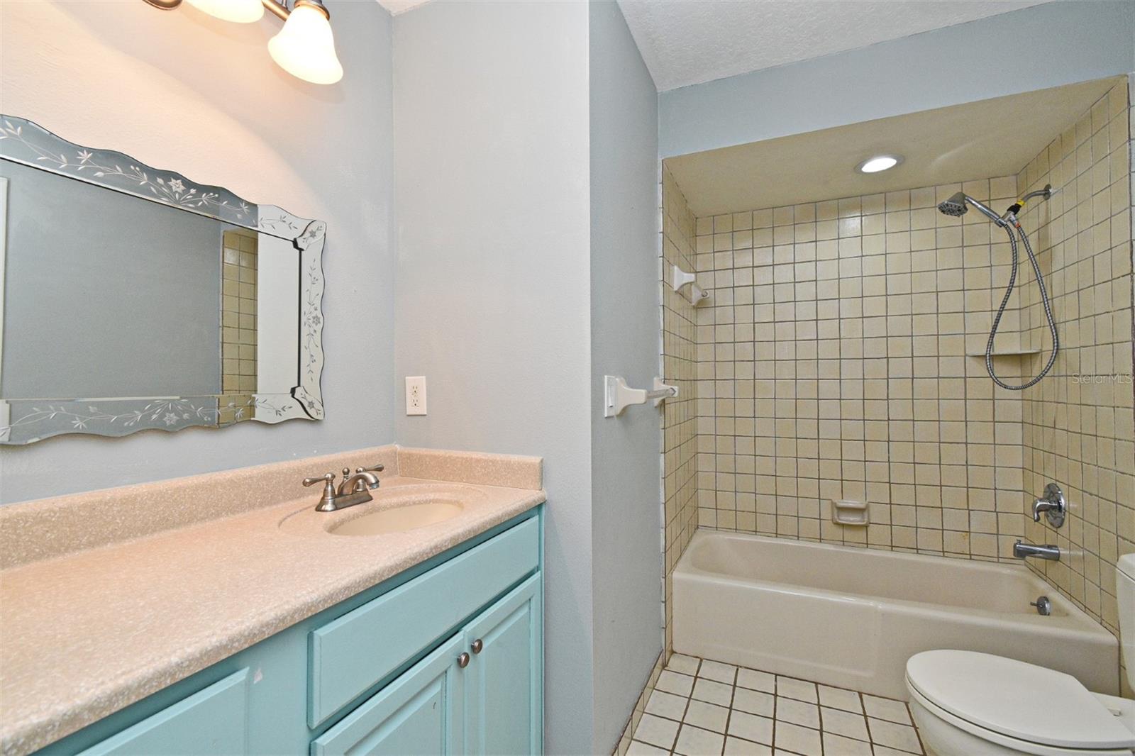 Image 32 of 57 For 448 Stonewood Lane