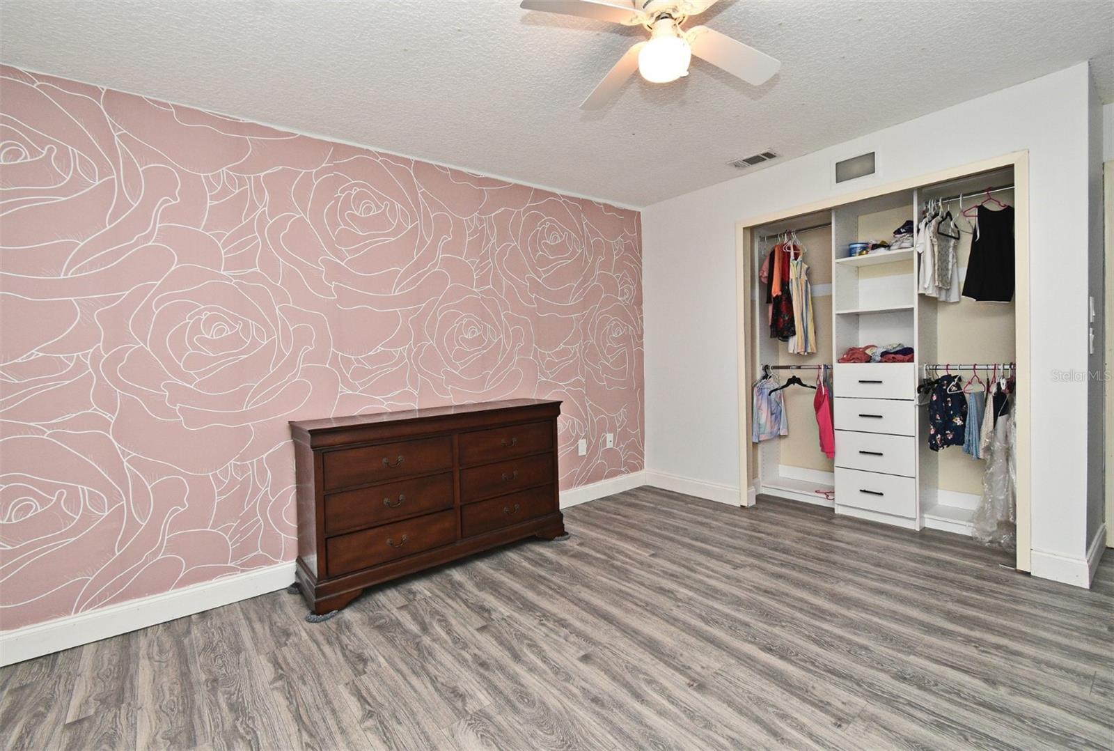 Image 34 of 57 For 448 Stonewood Lane