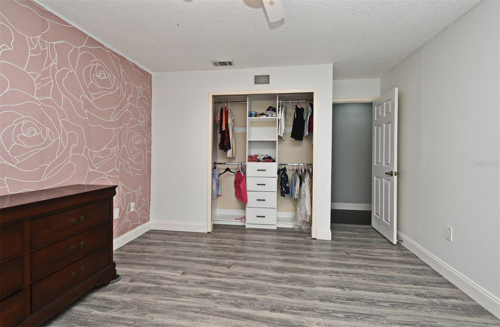Image 35 of 57 For 448 Stonewood Lane