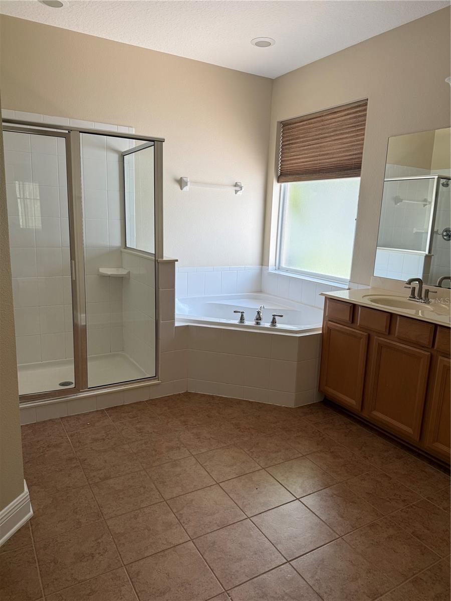 Image 7 of 14 For 7530 Colbury Avenue