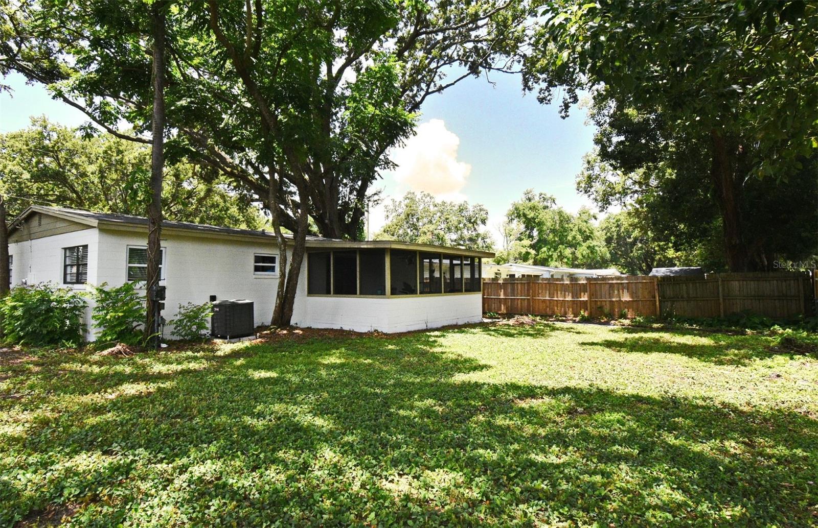 Image 17 of 28 For 3519 Amigos Avenue