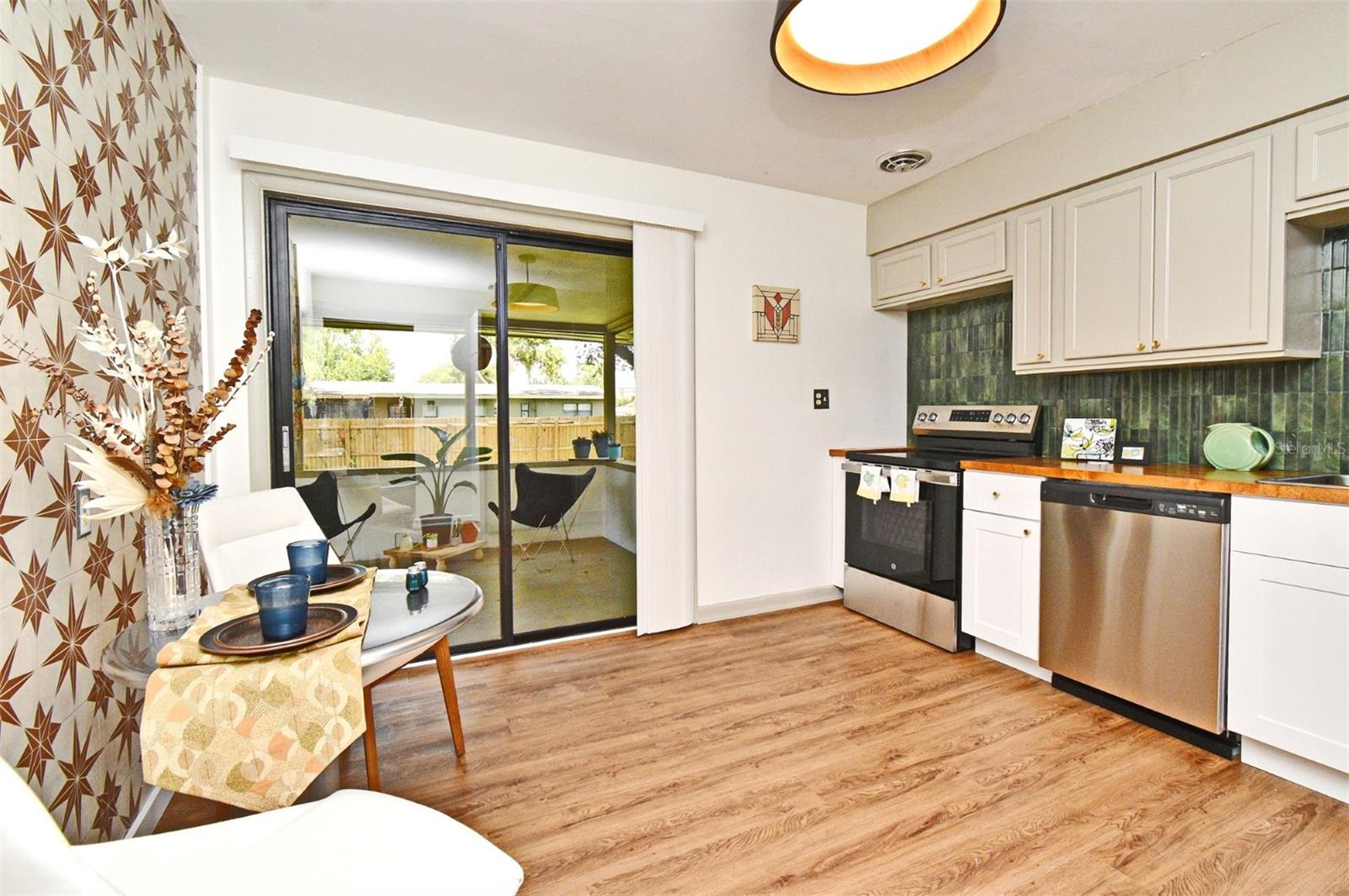 Image 8 of 28 For 3519 Amigos Avenue
