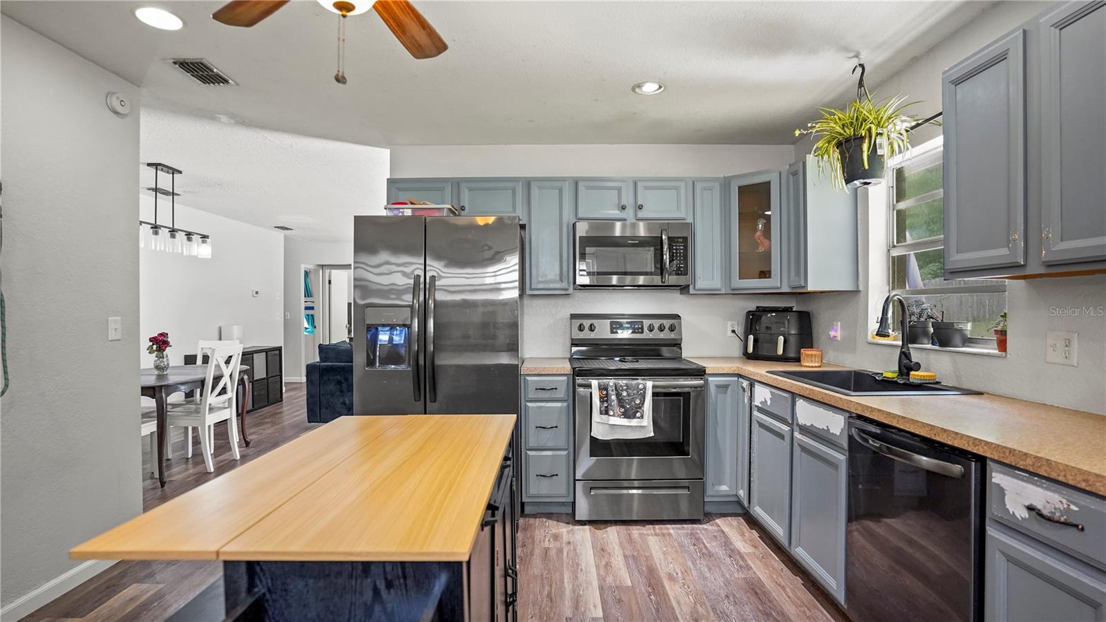 Image 11 of 26 For 3565 Idlewild Street