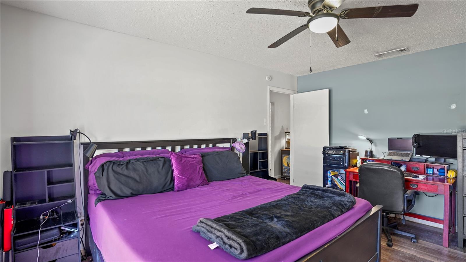 Image 16 of 26 For 3565 Idlewild Street