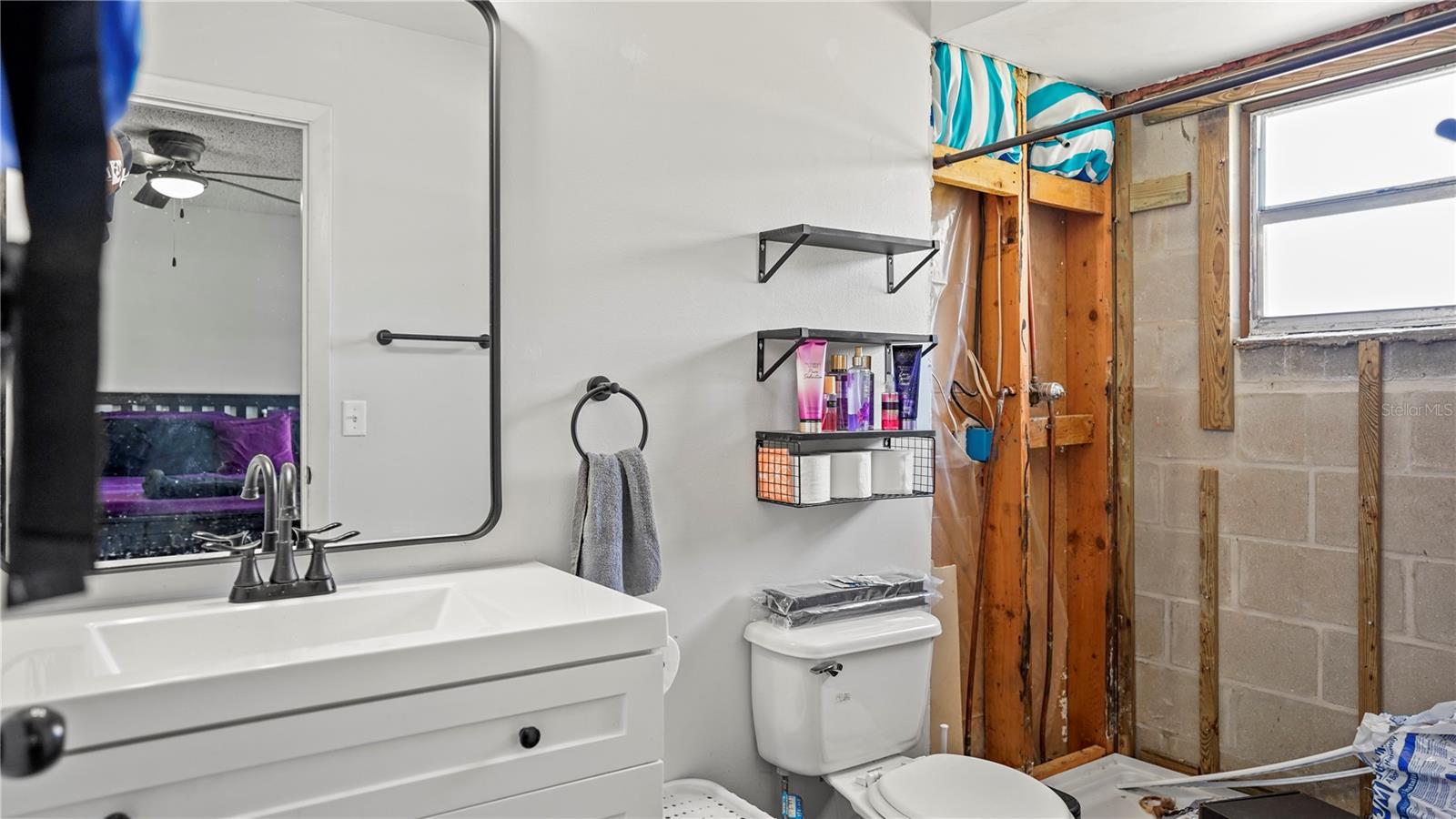Image 17 of 26 For 3565 Idlewild Street