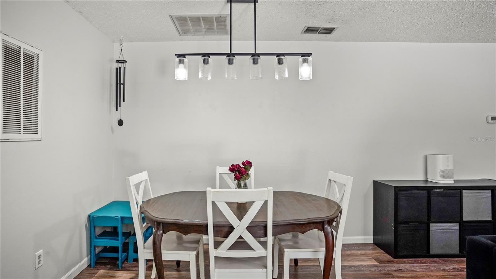 Image 8 of 26 For 3565 Idlewild Street
