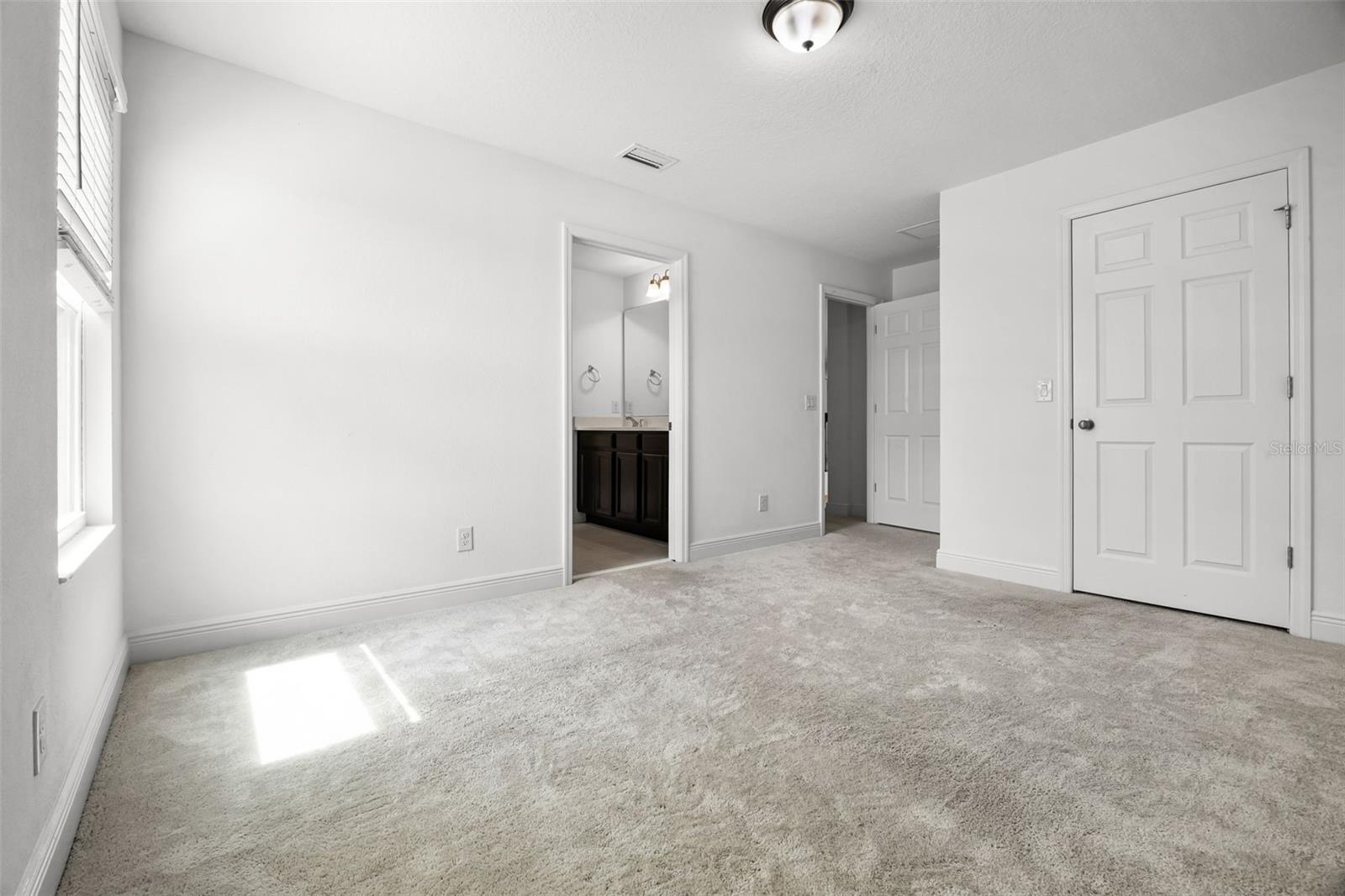 Image 39 of 56 For 4952 Olivia Court