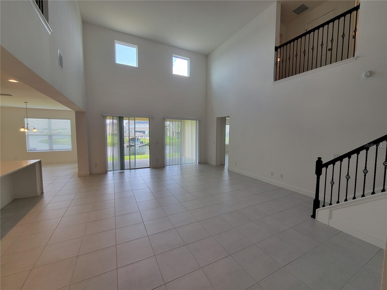 Image 5 of 24 For 4952 Olivia Court