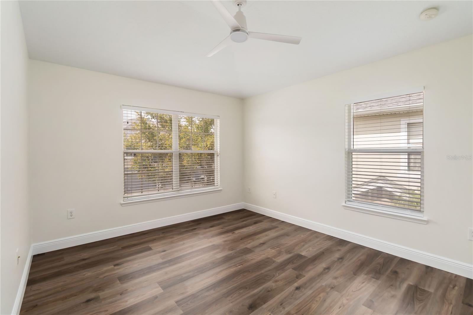 Image 22 of 31 For 6484 Goldenrod Road 41a