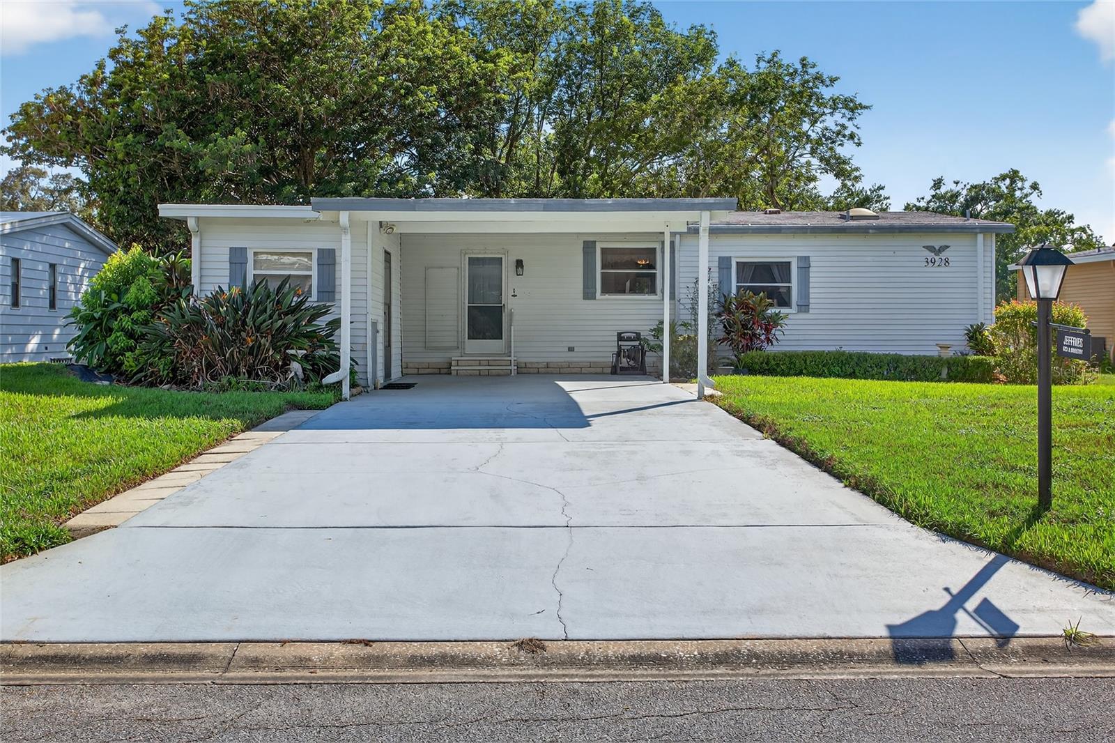 Image 2 of 25 For 3928 Citrus Circle