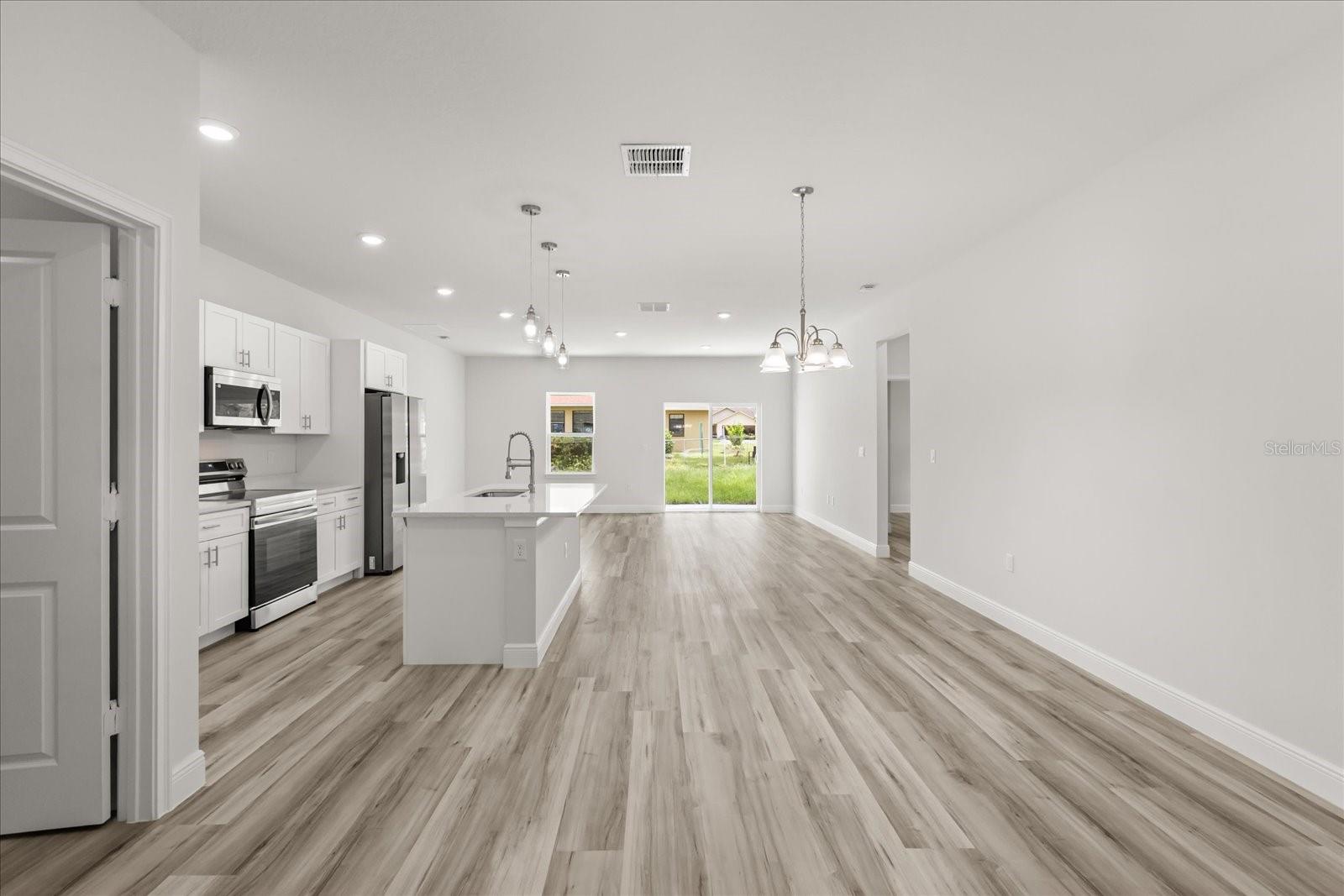 Image 4 of 40 For 4345 143rd Lane Road