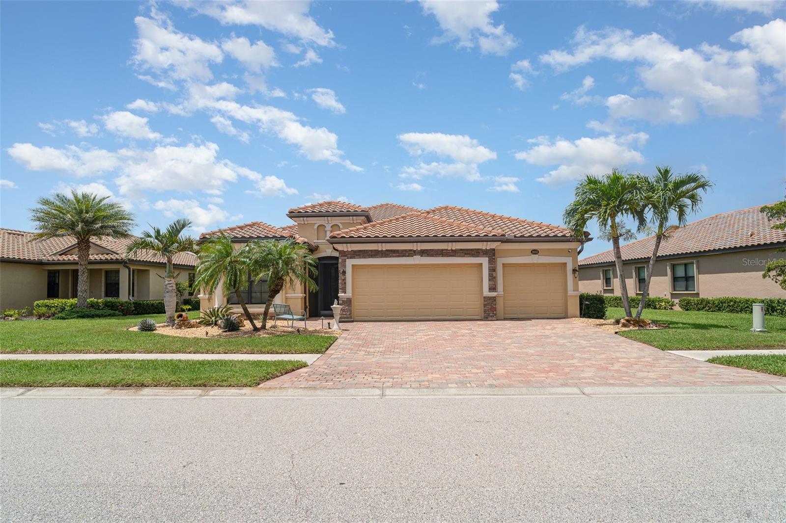 Details for 20323 Granlago Drive, VENICE, FL 34293