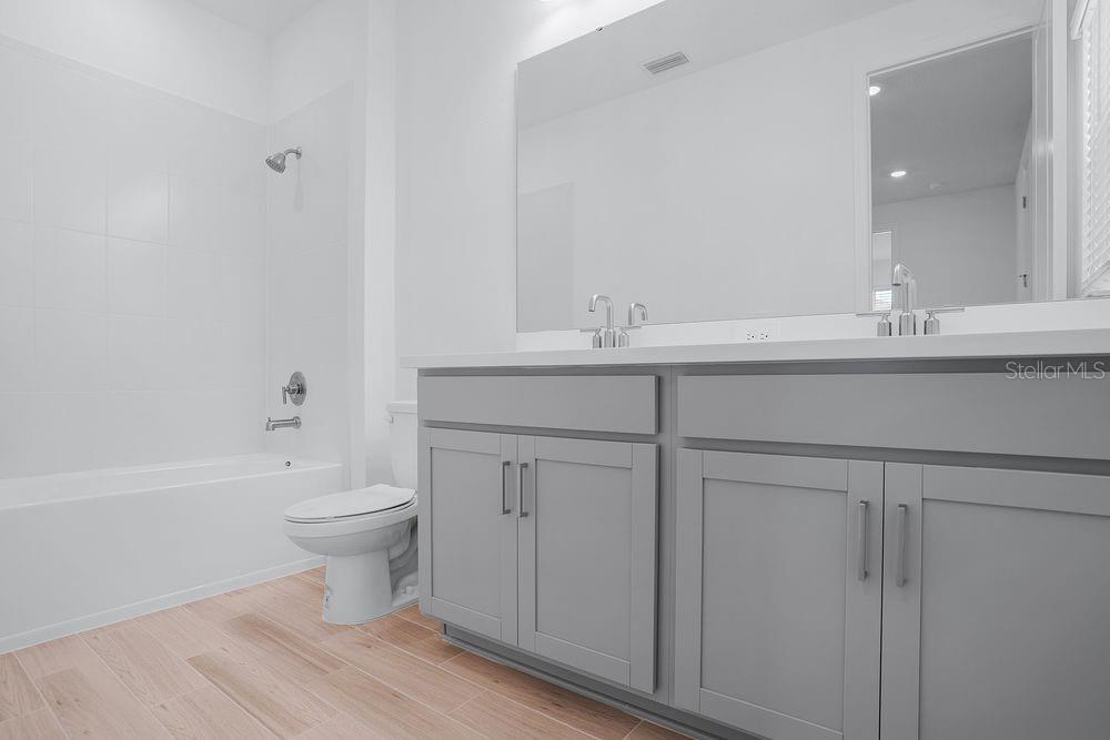 Image 21 of 44 For 5709 Gingham Drive