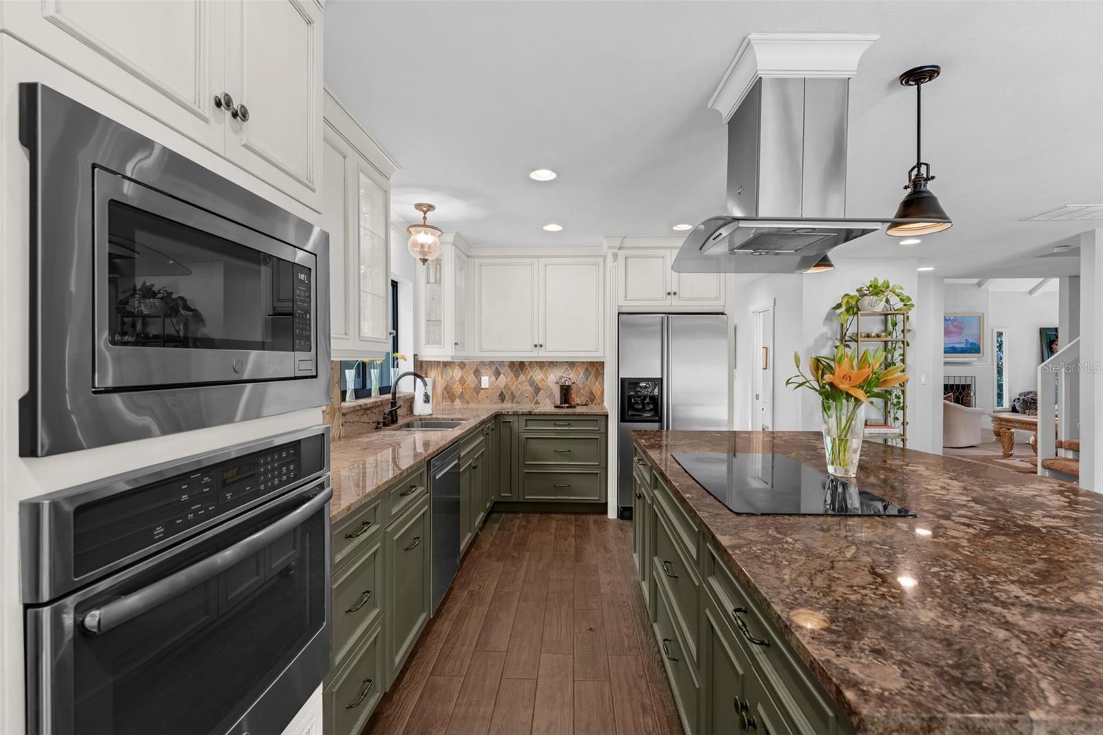 Image 12 of 50 For 4702 Shorecrest Drive