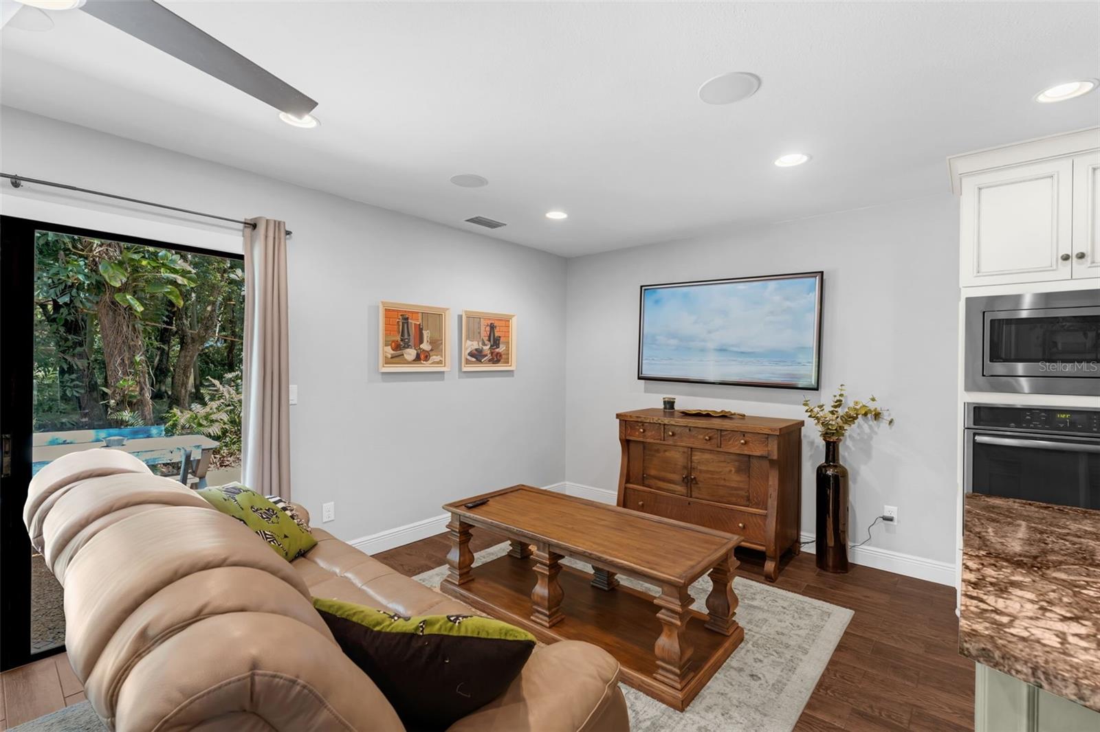 Image 13 of 50 For 4702 Shorecrest Drive